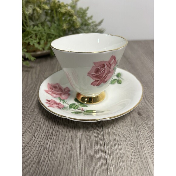 Vintage Bone China Porcelain Teacup & Saucer Pink Roses Old Royal England - Picture 5 of 6